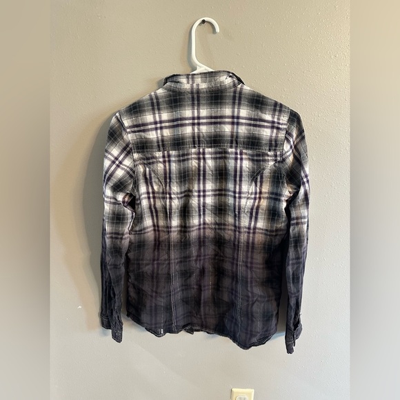 🔴Maurices Purple Plaid Button-Up Shirt - Picture 3 of 4